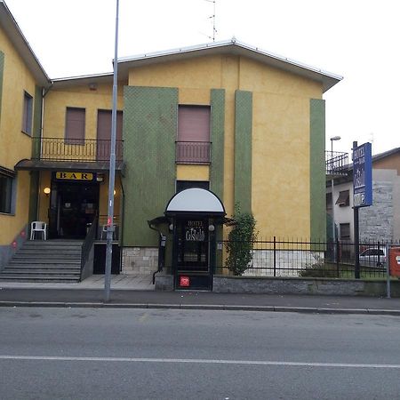Hotel Cristallo Novara Buitenkant foto