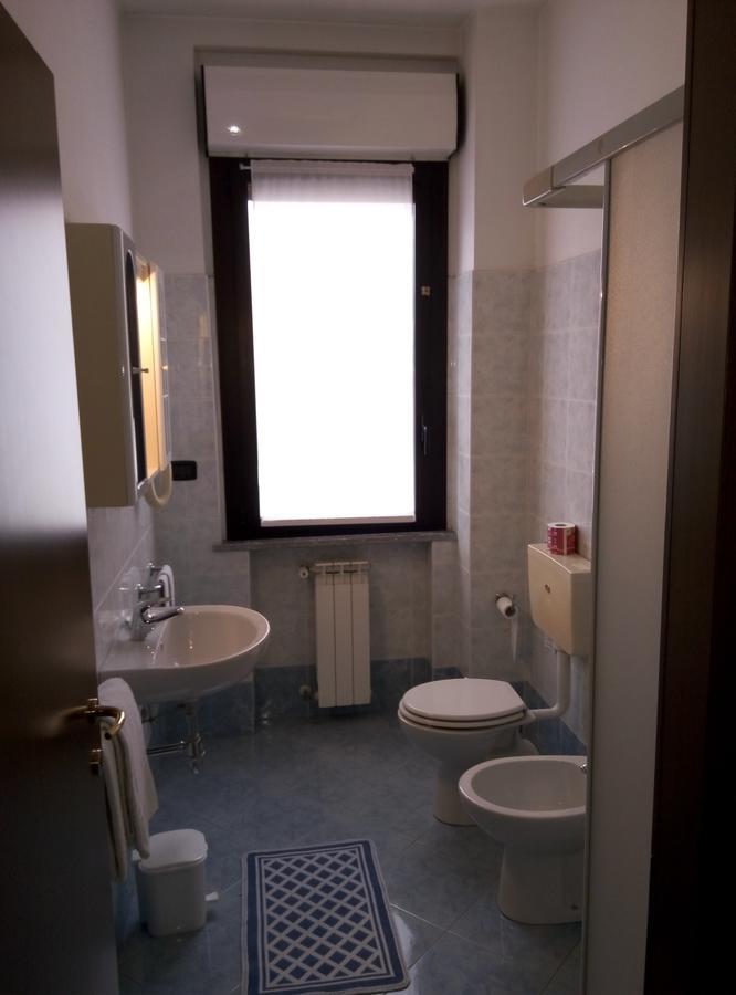 Hotel Cristallo Novara Buitenkant foto